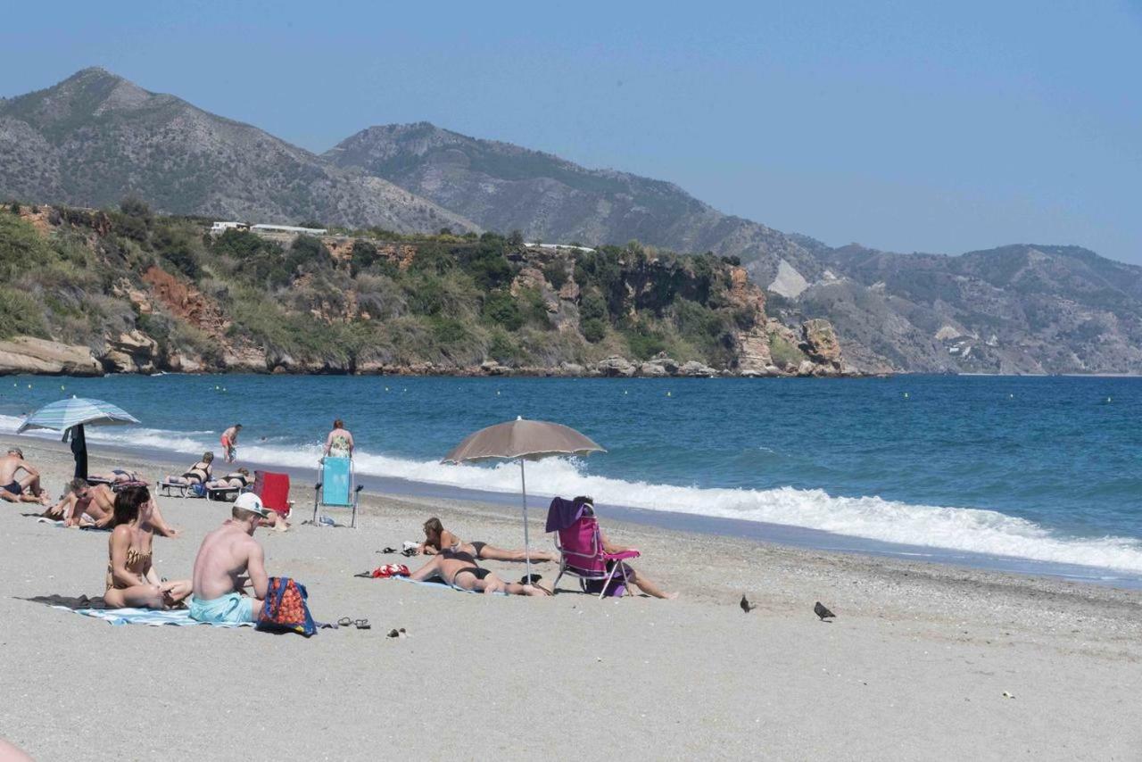 ネルハBurriana Beachアパートメント エクステリア 写真
