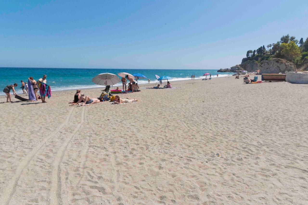 ネルハBurriana Beachアパートメント エクステリア 写真